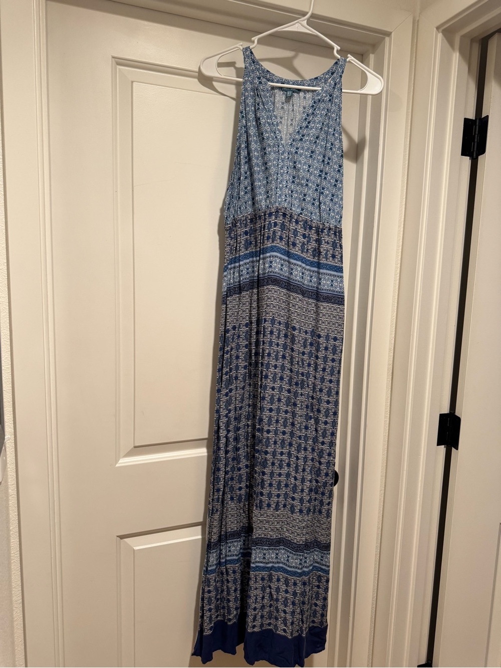 Blue Patterned Sleeveless Maxi Dress